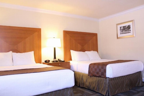 Inn at San Luis Obispo image 26